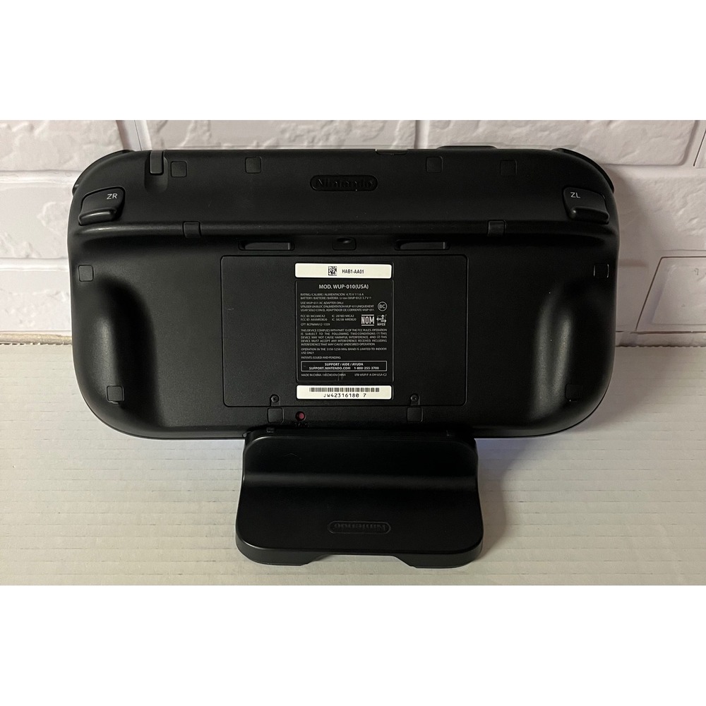Nintendo Wii U GamePad Controller Unisex OS Black WUP-010 USA - Picture 5 of 7